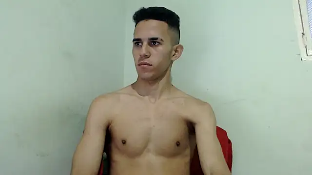 isaaclatino webcam