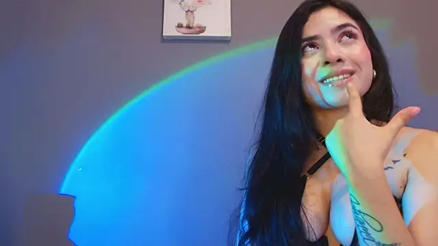 adara_johnson__ webcam