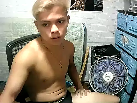 theboy_cummerx69 (M twink) - EMPTY MY BALL😋❤️💦