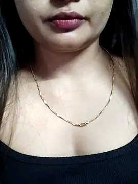 Wild-janvi webcam