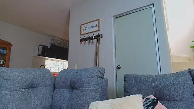 Just_Isaa webcam