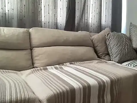 emirdemiraA webcam