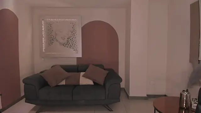 AmaraDivine webcam