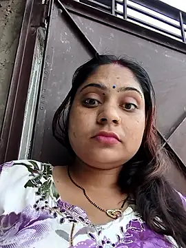 Aanushaka webcam
