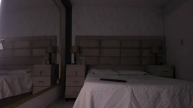 nahomyrusell webcam