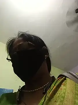 SEEMA_012 webcam