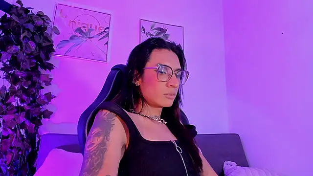Maddie_Ray webcam