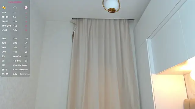 LuxeK1tt3n webcam