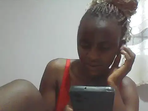 Elishi254 webcam
