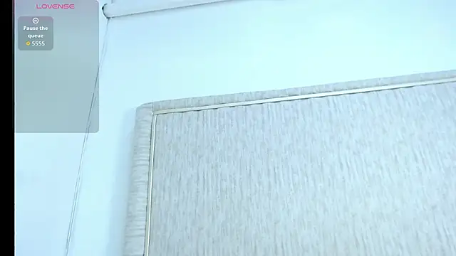Electry_curly webcam