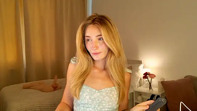 bella__rose webcam