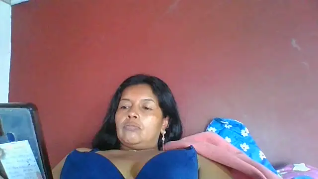 DianaOchoa_ live cam on StripChat