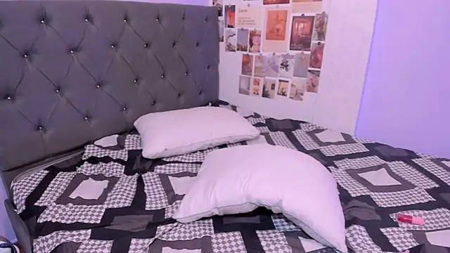 violeta_blaze1 webcam