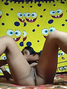 UrSweetAsianLady_02 webcam