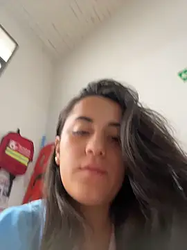 Antonella_Julieta webcam