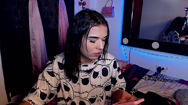 Candyy_doll__ live cam on StripChat