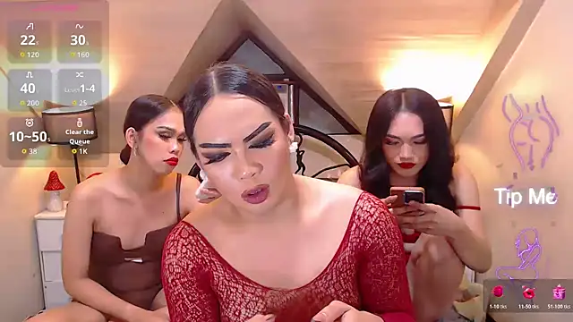 SluttyFilthyAlexa live cam on StripChat