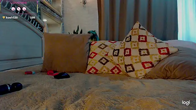 Iam_Luna webcam