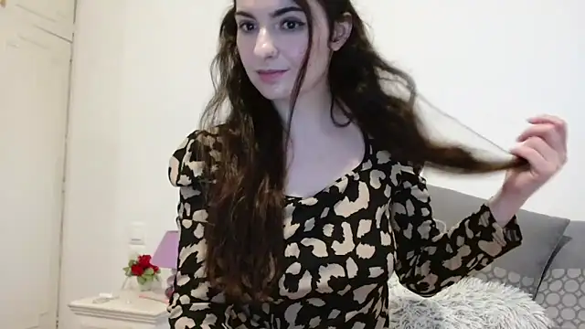 desirmiss1 live cam on StripChat