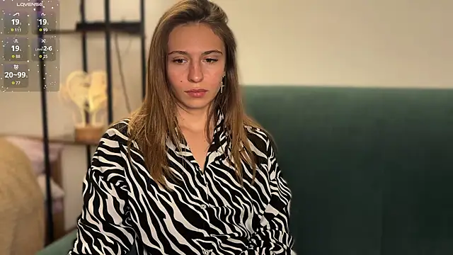 LovelyKatea live cam on StripChat