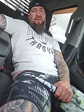 Beardedtattood webcam
