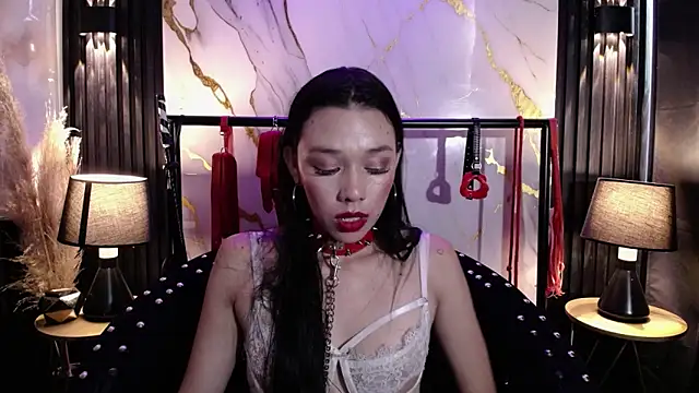 Doll4anall live cam on StripChat