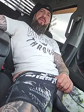 Beardedtattood webcam