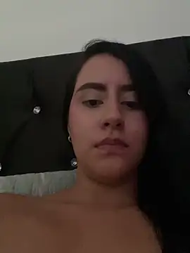 Natasha_Kiim_ webcam