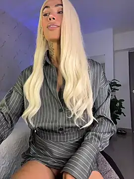 miss_tatiana_'s live cam