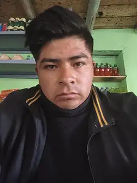 Abiel18 live cam on StripChat