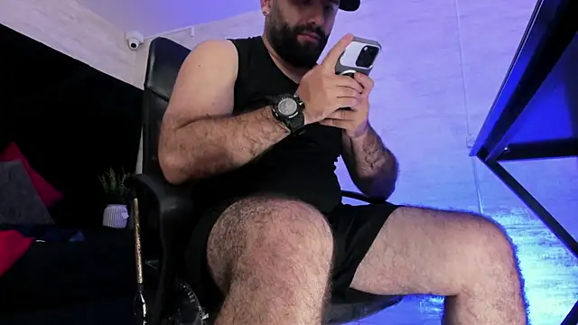 jhon_bear03 live cam on StripChat