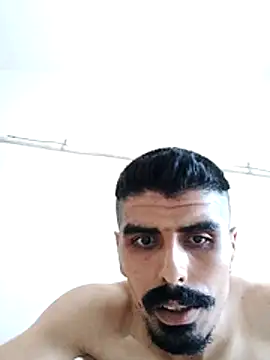 bahadr23 live cam on StripChat