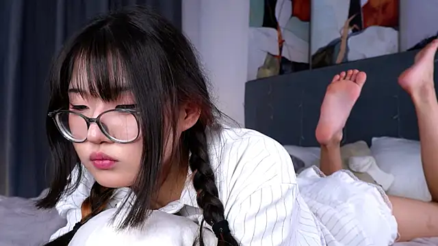 NelleMihalko webcam