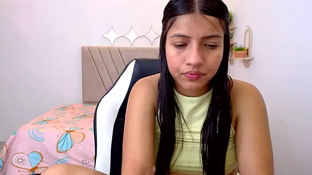 zara_cute webcam