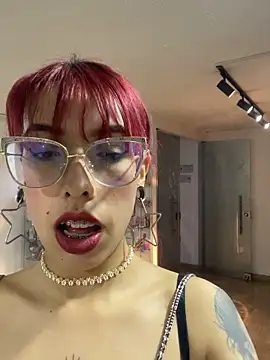 MeraSecretXXX live cam on StripChat