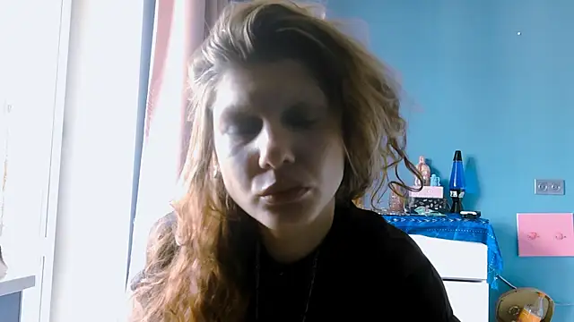 VivienDarkbloom webcam
