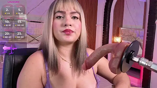 Liiahfontaine live cam on StripChat