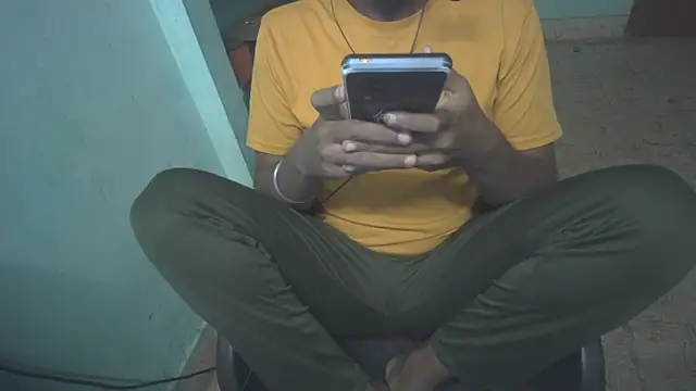 Tamil_KDD live cam on StripChat