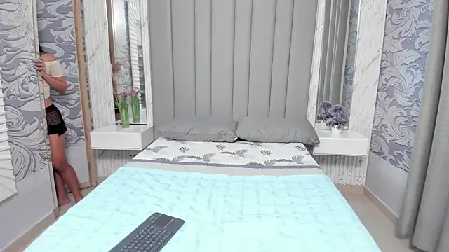 doll_skinny18 webcam