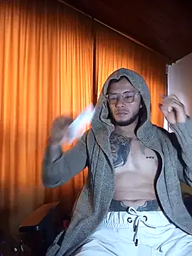 sebastian_horny webcam