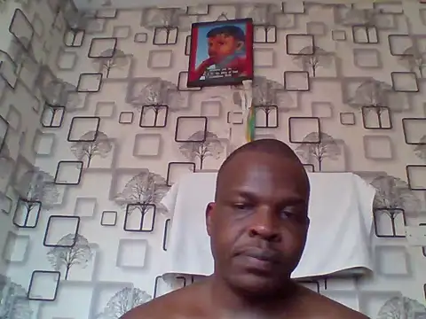 Chumba_001 live cam on StripChat