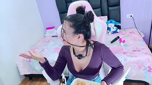 im-eliza live cam on StripChat