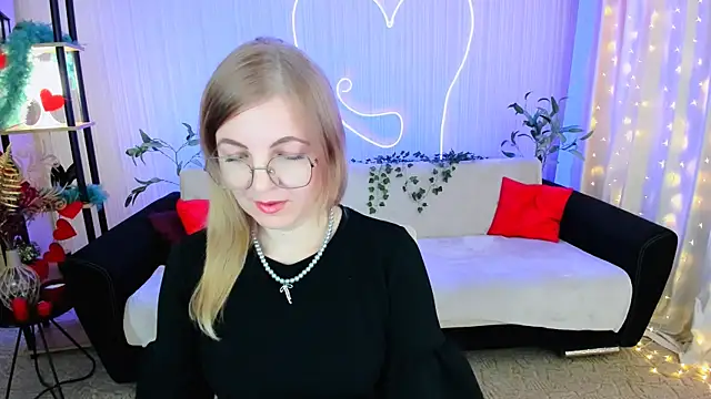 YourUniverser live cam on StripChat