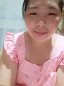 quynhkoolbae live cam on StripChat