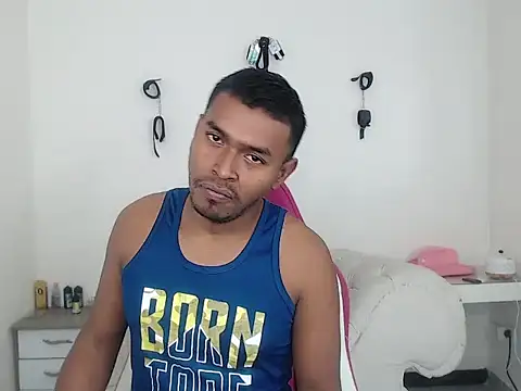 Adam_Morgan2 live cam on StripChat