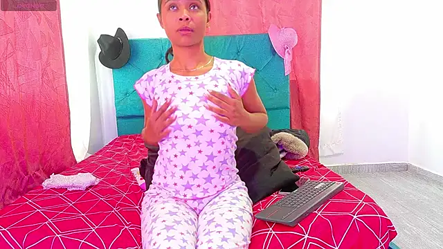 Kristall_06 live cam on StripChat