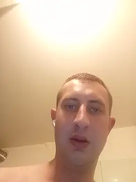 boytwink7 live cam on StripChat