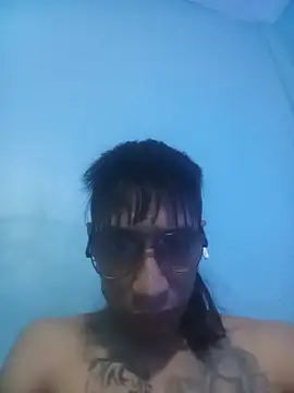 Crazygrillo69 live cam on StripChat