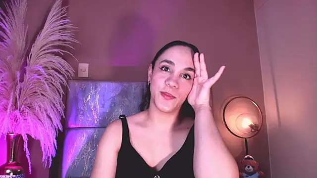 CelesteQueeen live cam on StripChat