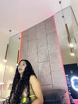 mina_hammani live cam on StripChat